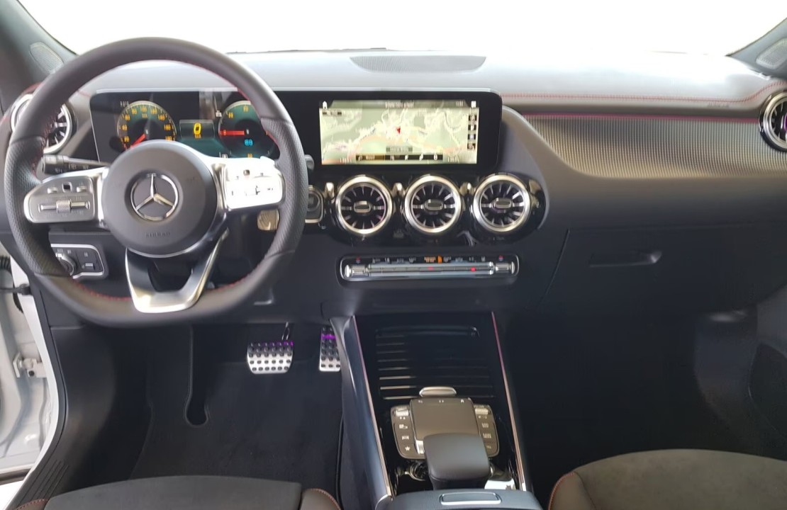 Mercedes-Benz EQA 350 4MATIC AMG - foto 9