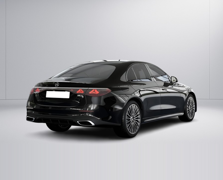 Mercedes-Benz E 200 4MATIC AMG Line - foto 7