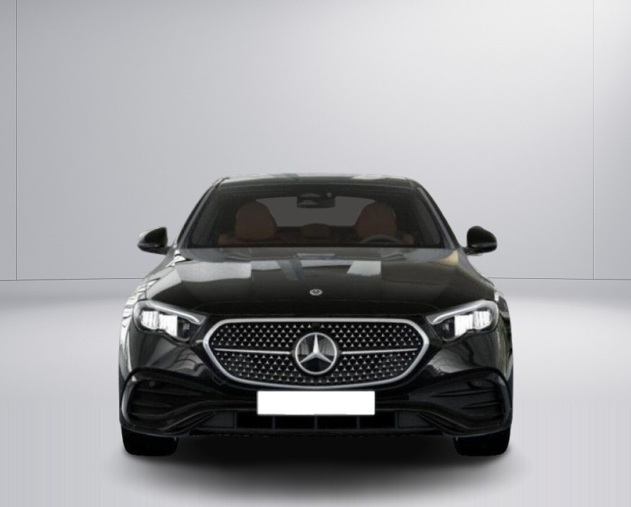 Mercedes-Benz E 200 4MATIC AMG Line - foto 8
