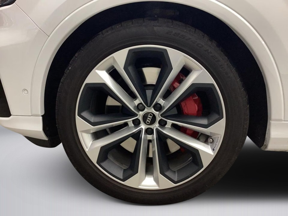 Audi Q7 TFSIe - foto 15