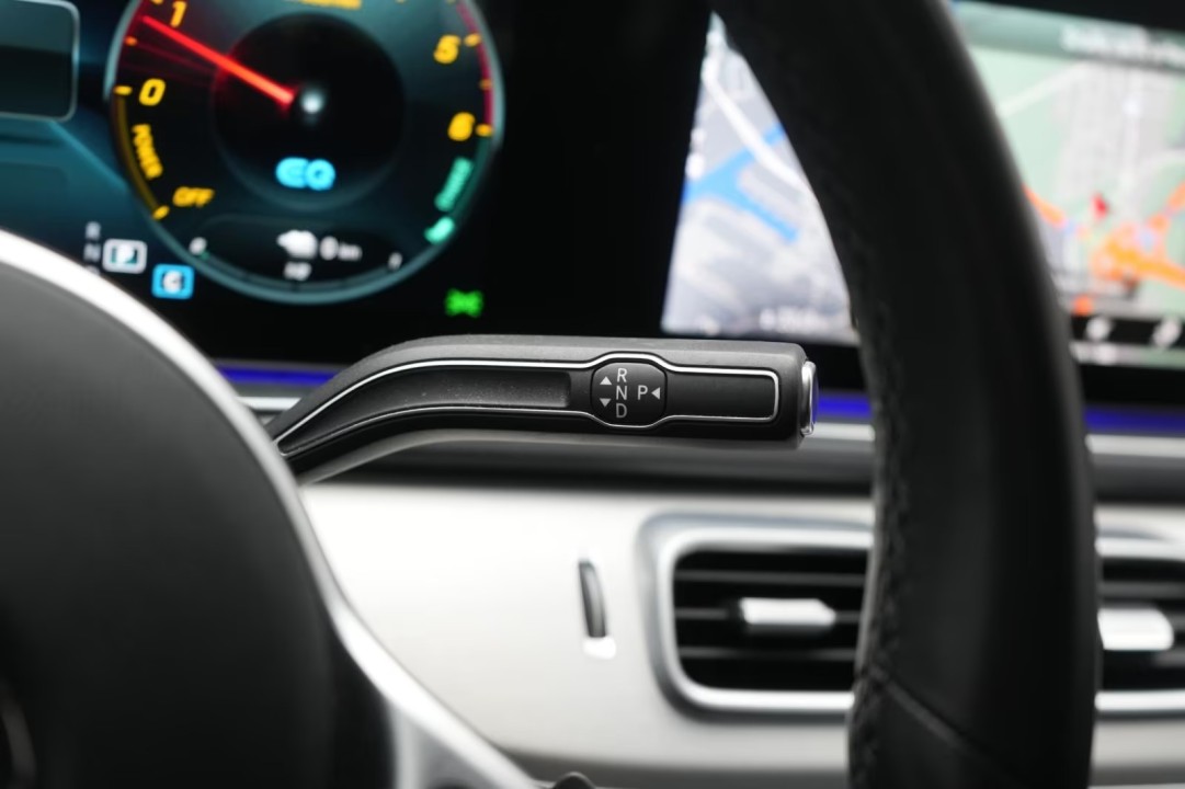 Mercedes-Benz GLE 350de 4MATIC - foto 17