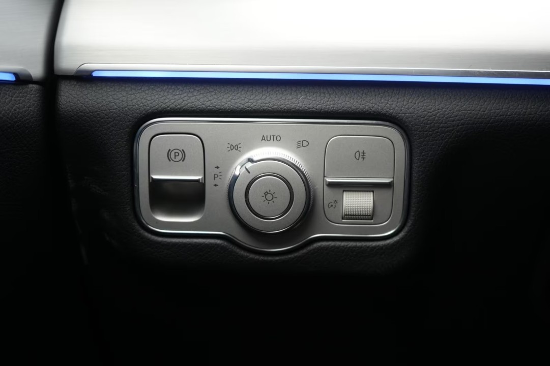 Mercedes-Benz GLE 350de 4MATIC - foto 24