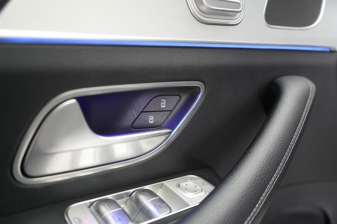 Mercedes-Benz GLE 350de 4MATIC - foto 29