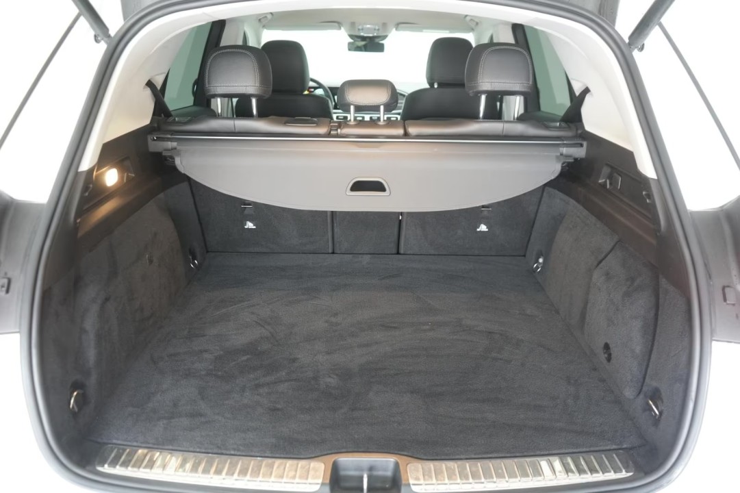 Mercedes-Benz GLE 350de 4MATIC - foto 35