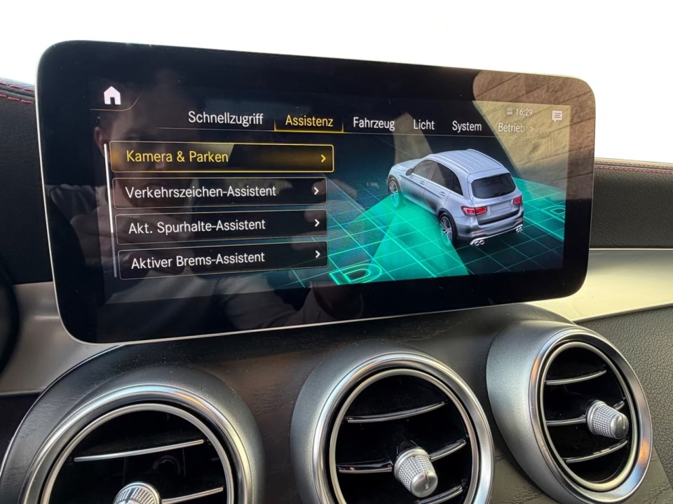 Mercedes-Benz GLC 43 AMG 4MATIC - foto 13