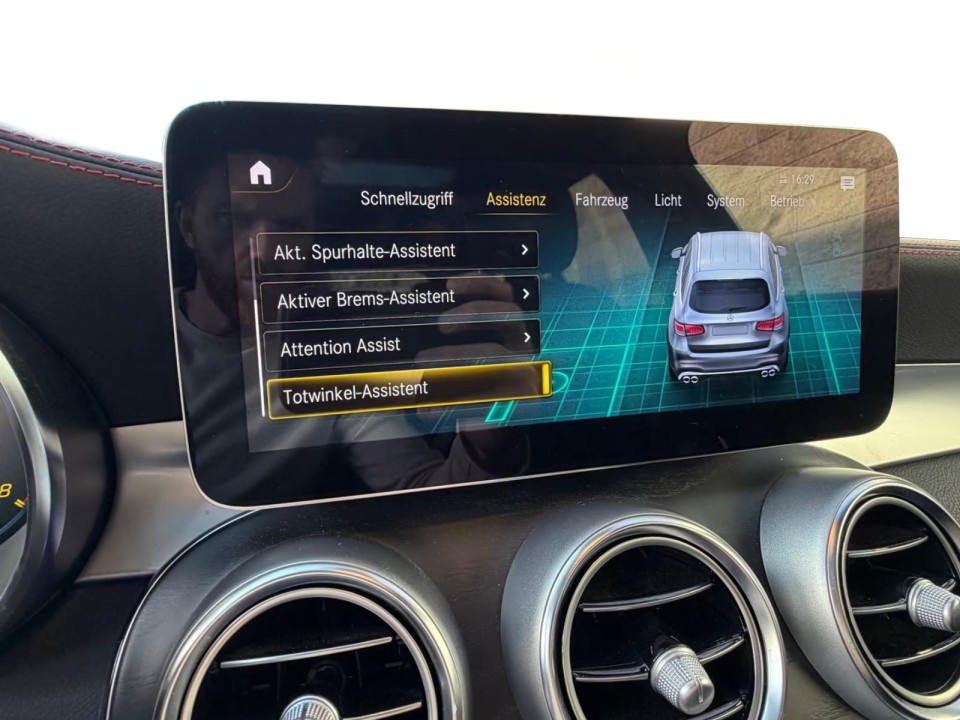 Mercedes-Benz GLC 43 AMG 4MATIC - foto 14