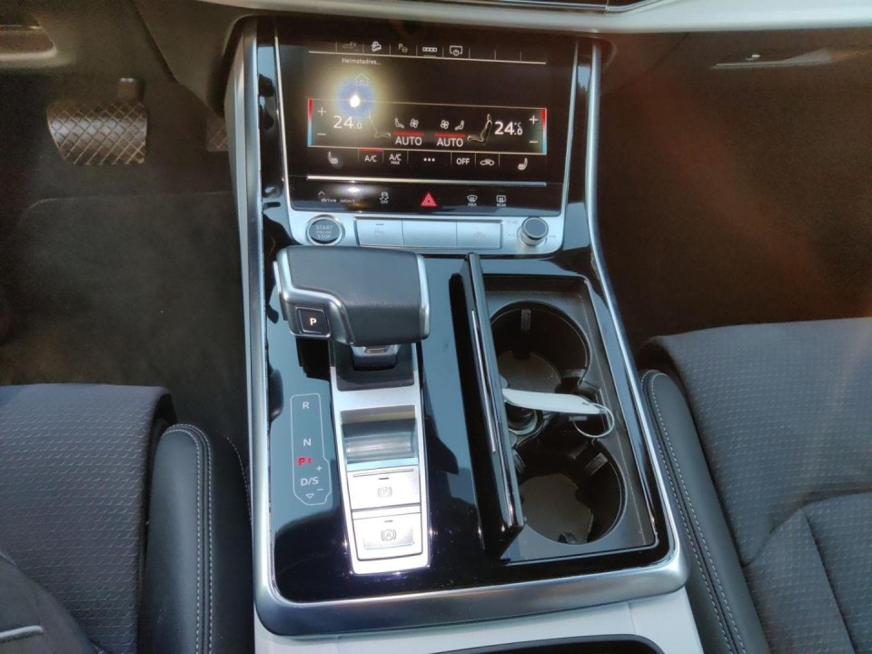 Audi Q7 TFSIe - foto 9