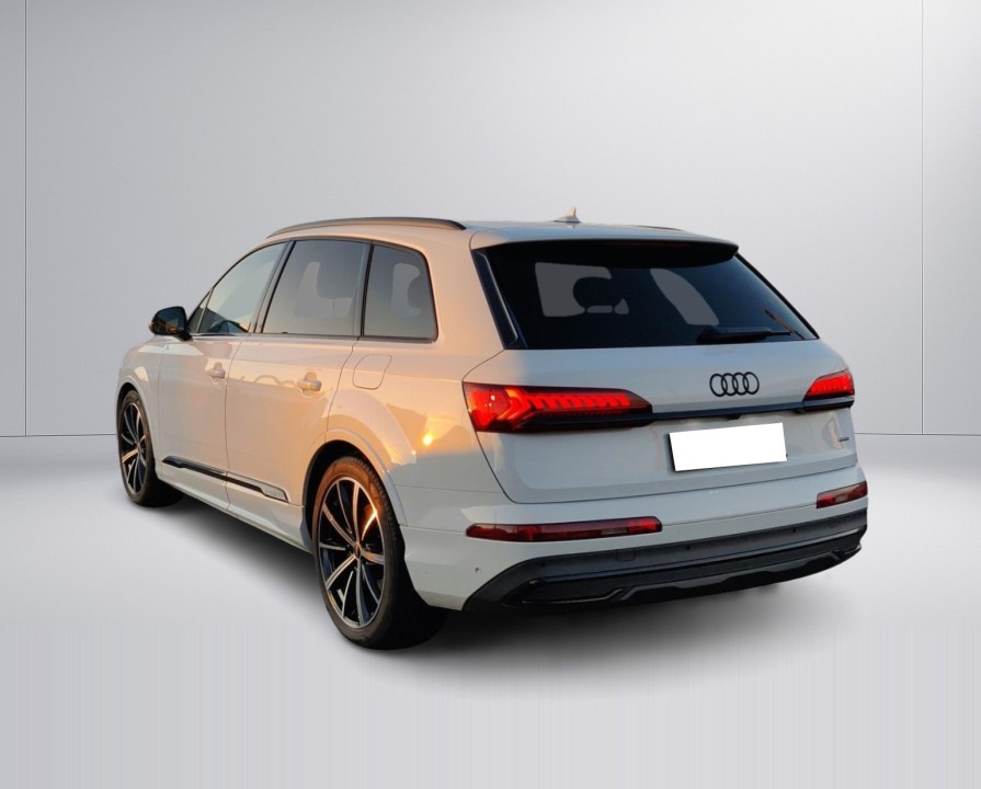 Audi Q7 TFSIe (3)
