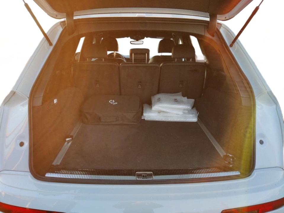 Audi Q7 TFSIe - foto 11