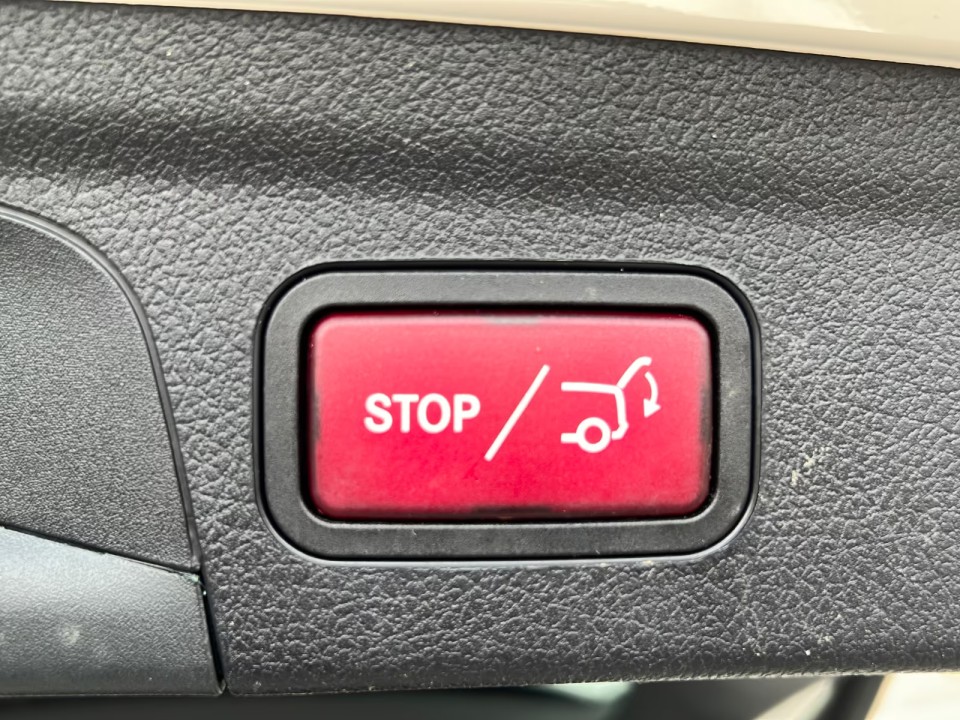 Mercedes-Benz GLE 350e - foto 28