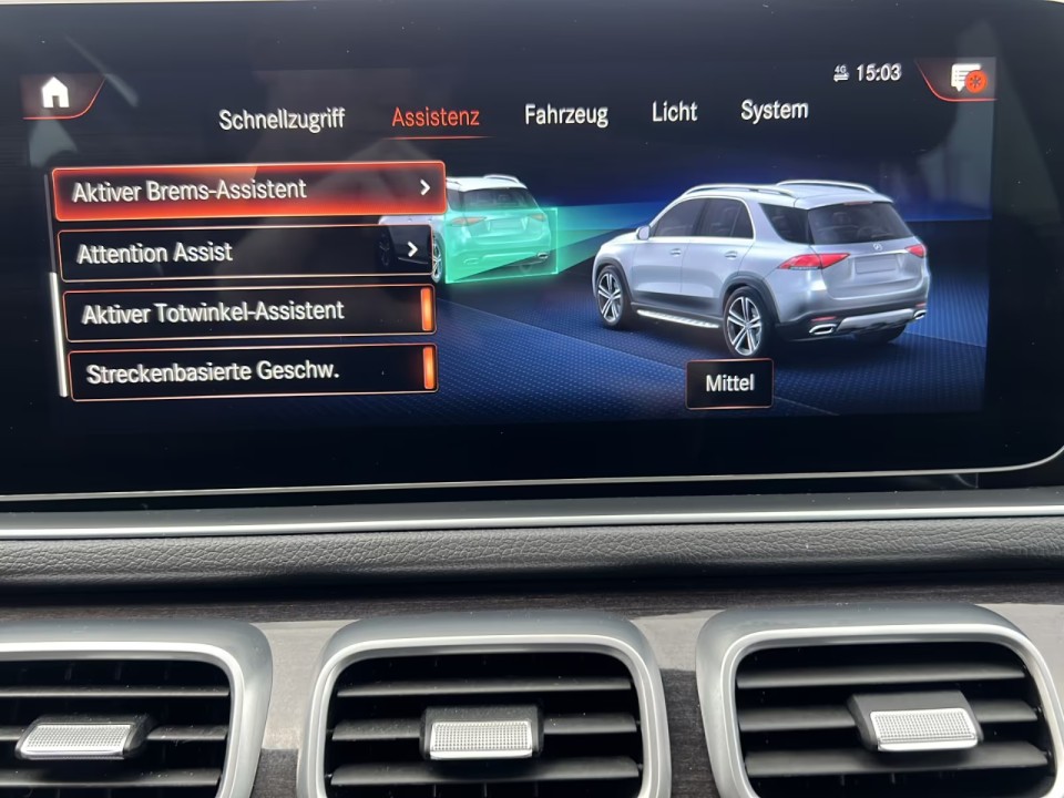 Mercedes-Benz GLE 350e - foto 24