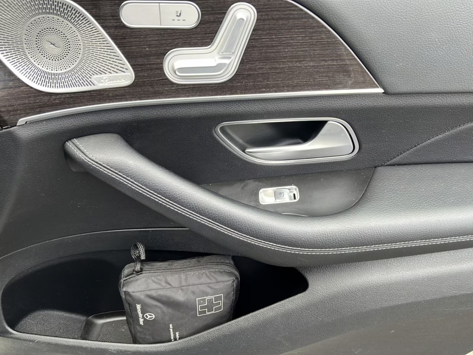 Mercedes-Benz GLE 350e - foto 27