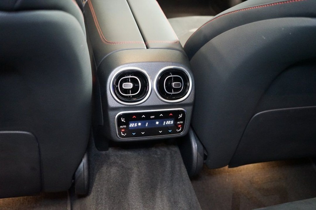 Mercedes-Benz C 43 AMG 4MATIC - foto 39