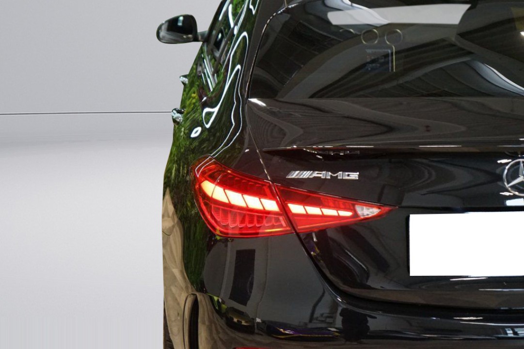 Mercedes-Benz C 43 AMG 4MATIC - foto 47