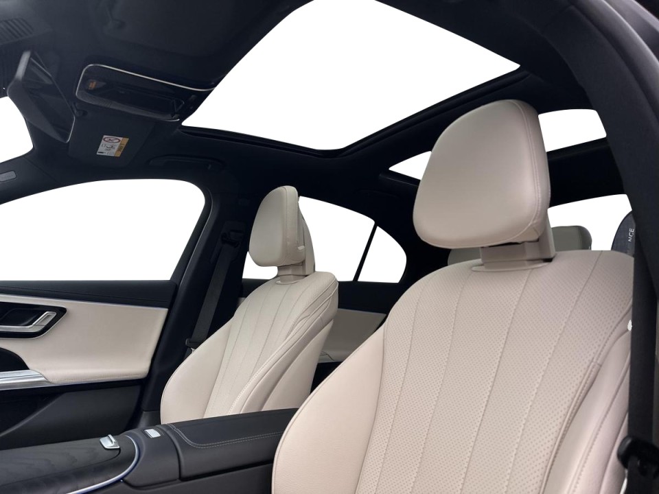 Mercedes-Benz E 200 4MATIC - foto 16