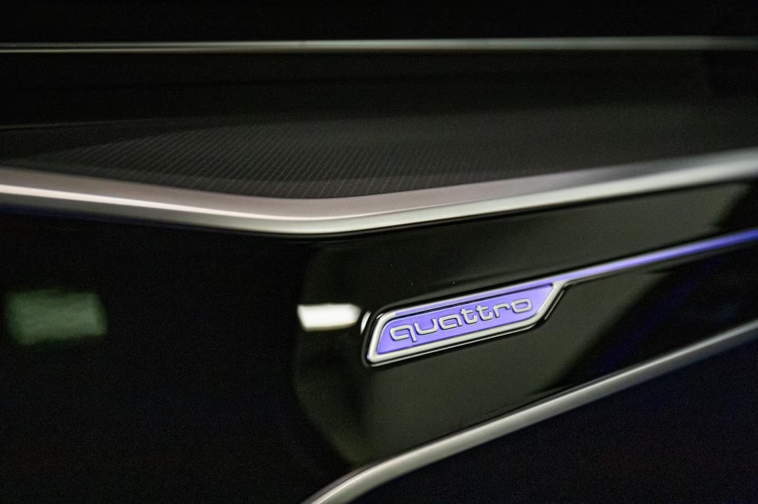 Audi A6 Allroad 40 TDI - foto 15