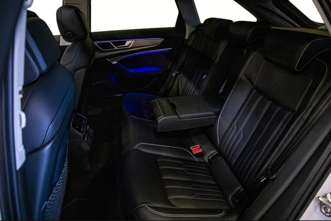 Audi A6 Allroad 40 TDI - foto 10