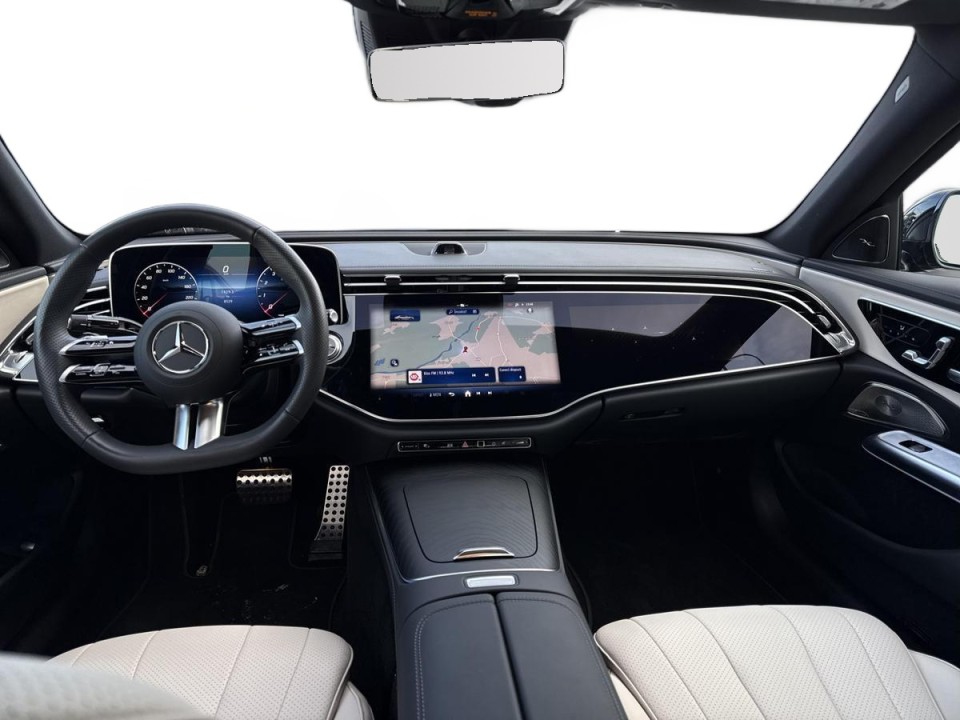 Mercedes-Benz E 200 4MATIC - foto 13