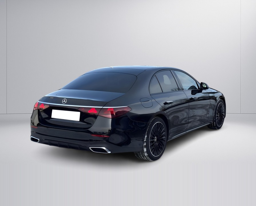 Mercedes-Benz E 200 4MATIC (3)