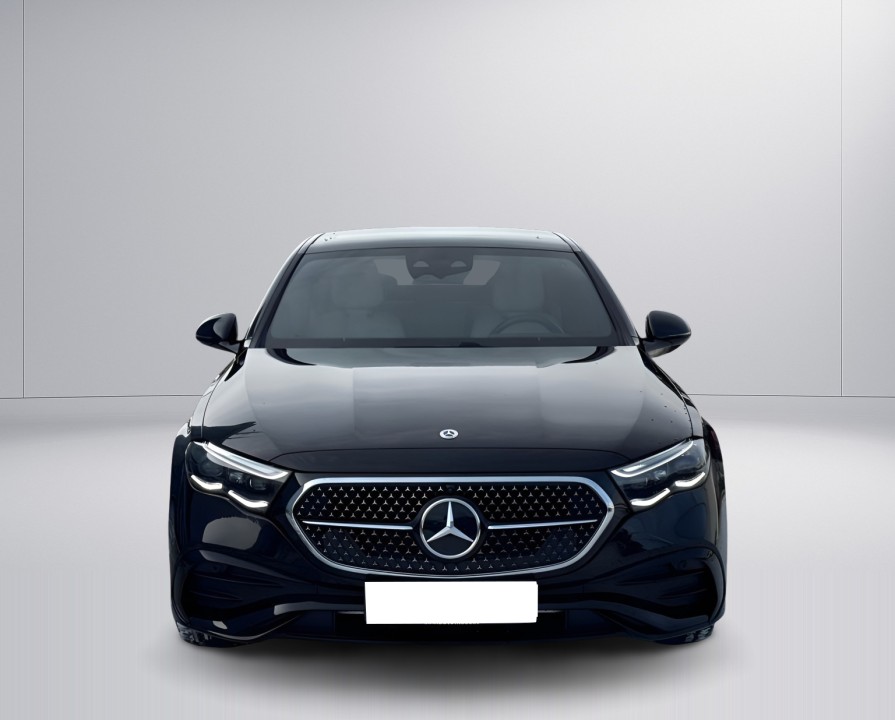 Mercedes-Benz E 200 4MATIC - foto 8