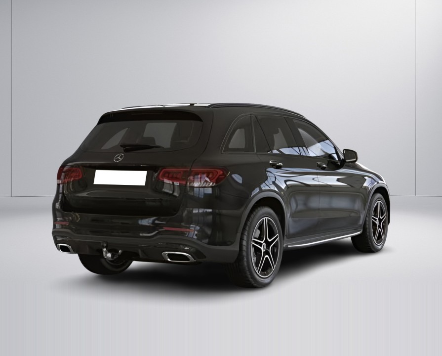 Mercedes-Benz GLC 300d 4MATIC AMG (5)