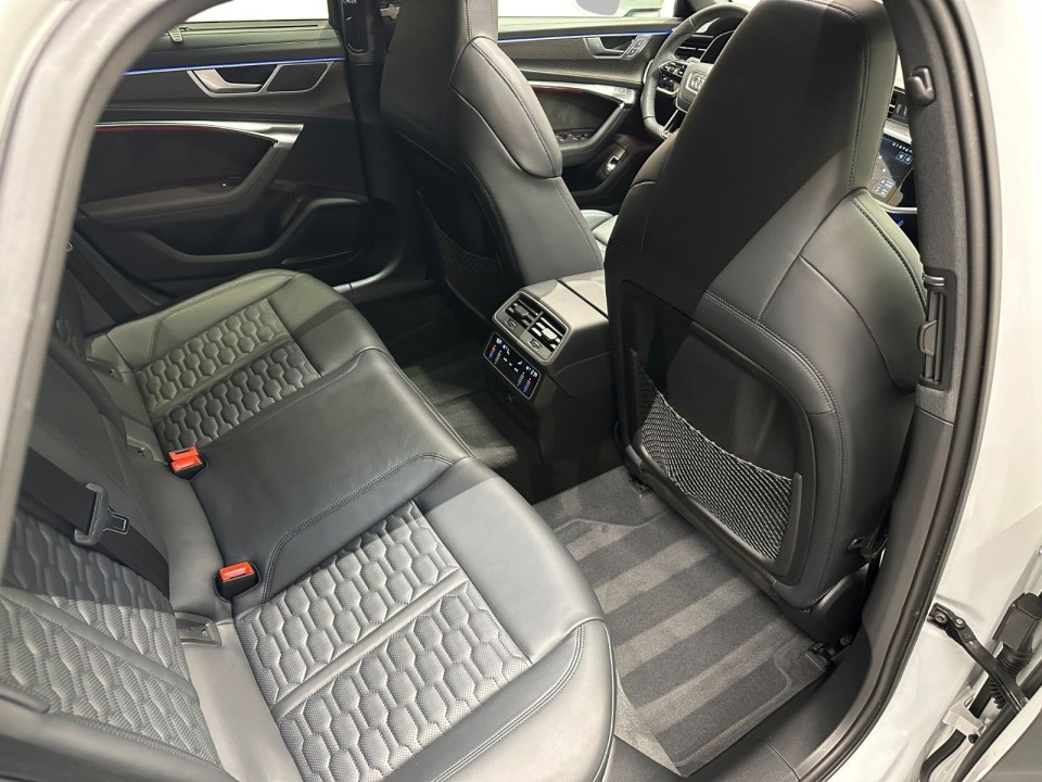 Audi RS6 Avant TFSI Quattro - foto 16