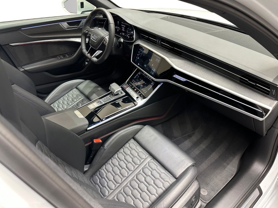 Audi RS6 Avant TFSI Quattro - foto 8