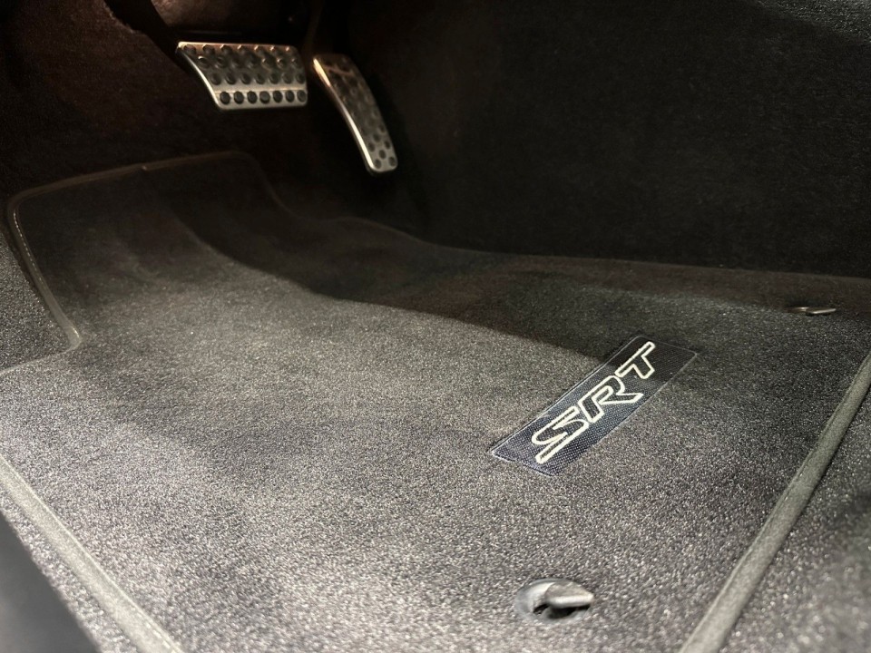 Dodge Challenger - foto 22