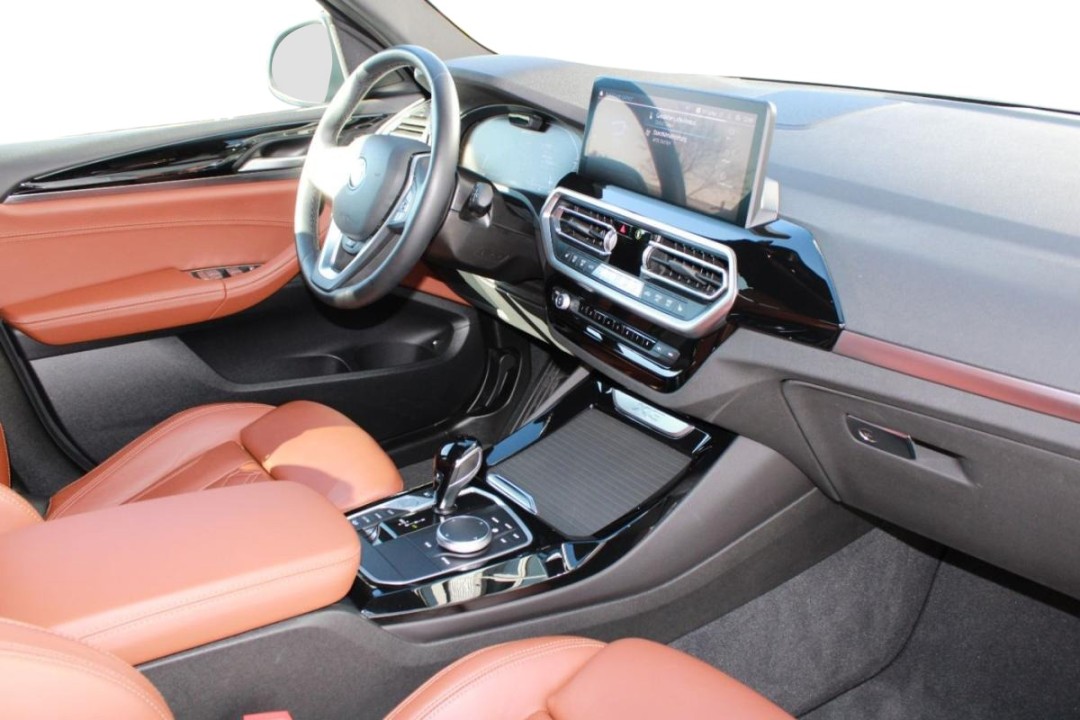 BMW X3 xDrive30e - foto 7