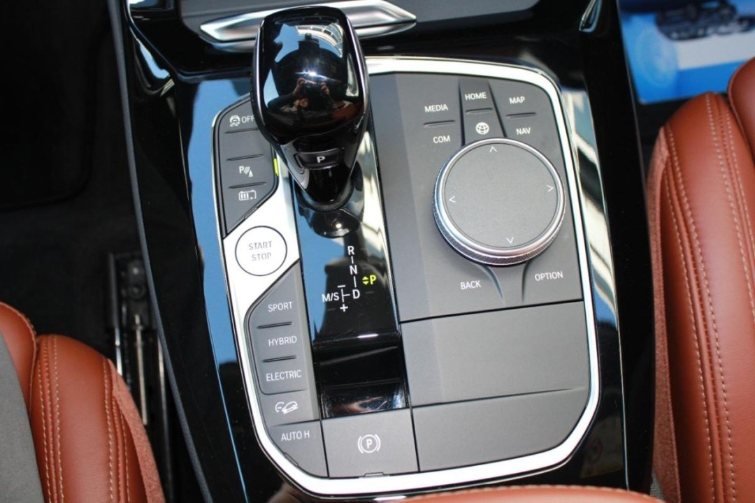 BMW X3 xDrive30e - foto 10