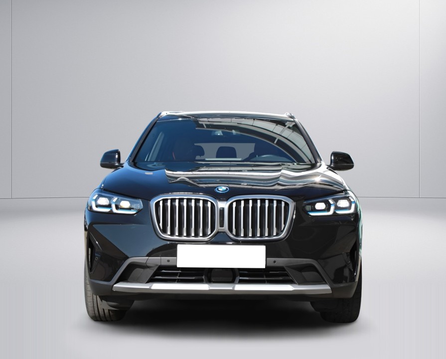 BMW X3 xDrive30e (2)