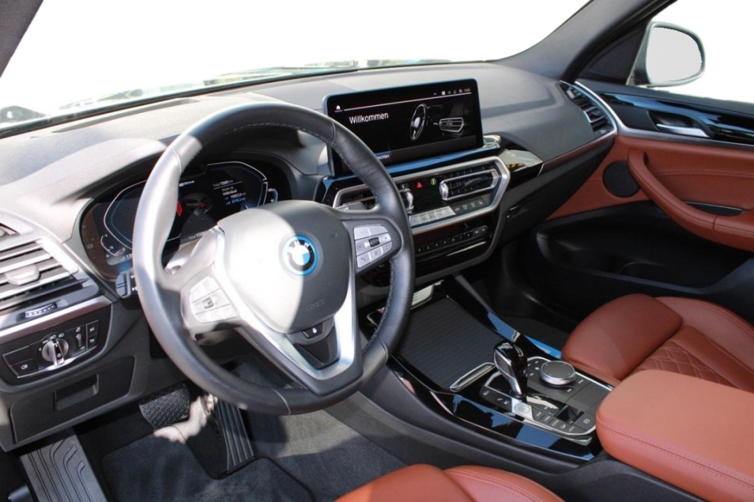 BMW X3 xDrive30e - foto 6