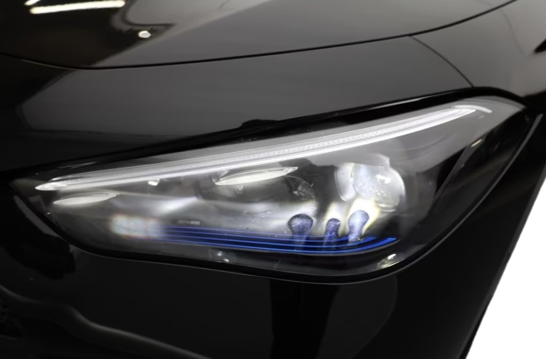 Mercedes-Benz CLE 200 AMG - foto 25