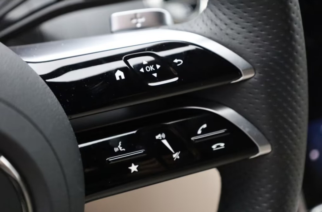 Mercedes-Benz CLE 200 AMG - foto 13