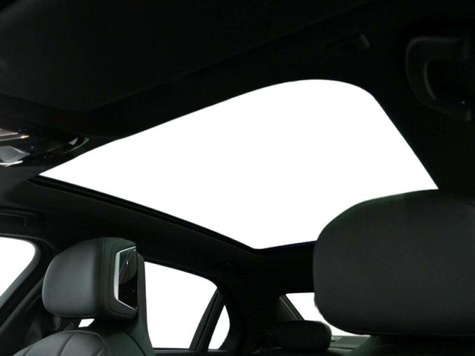 BMW Seria 7 740d xDrive M-Sport - foto 7