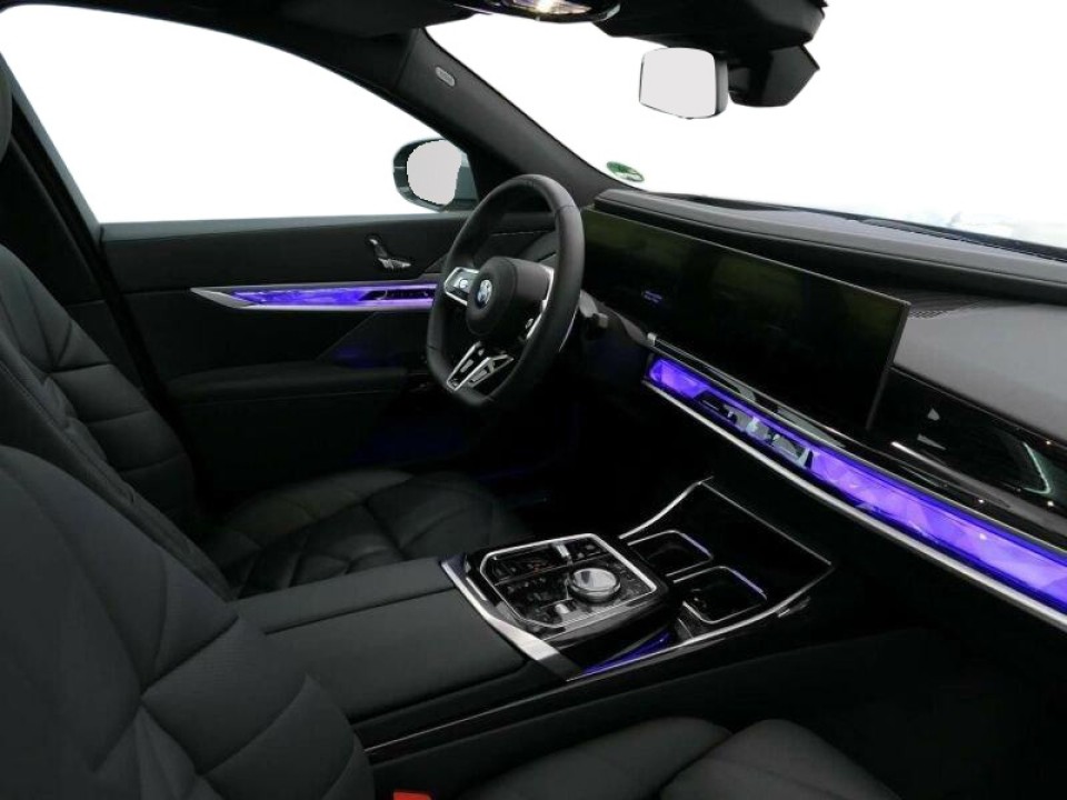 BMW Seria 7 740d xDrive M-Sport (5)