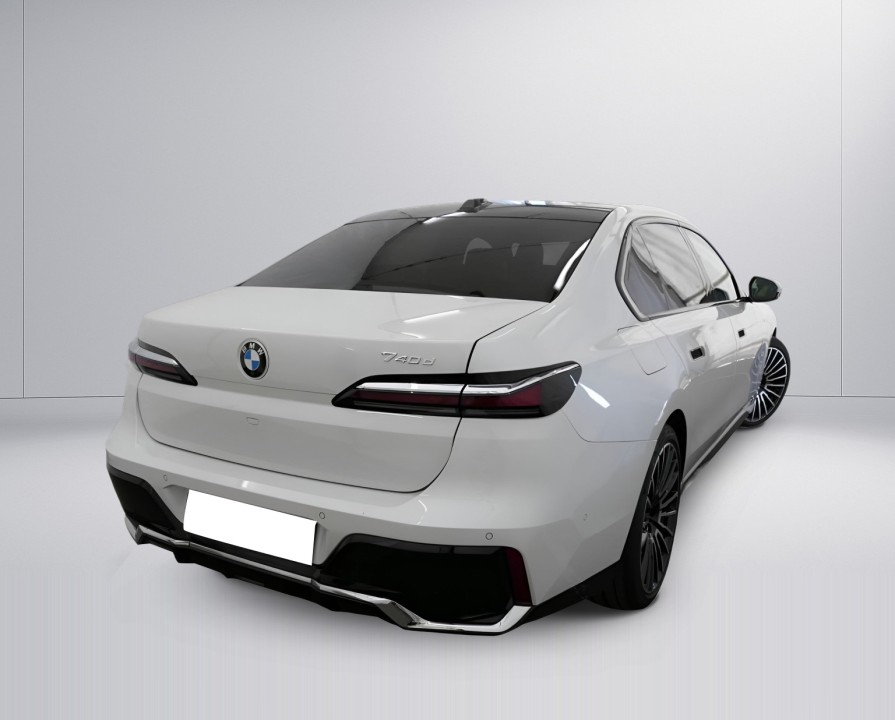 BMW Seria 7 740d xDrive M-Sport (4)