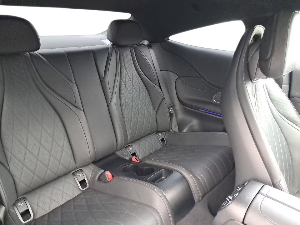 Mercedes-Benz CLE 200 Coupé AMG - foto 7