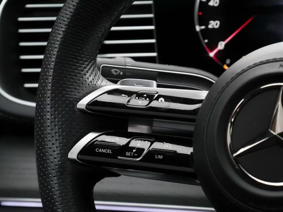 Mercedes-Benz GLE Coupé 450d 4MATIC AMG - foto 7