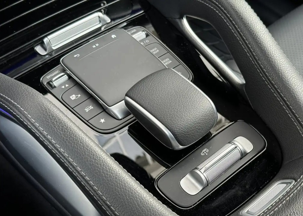 Mercedes-Benz GLE Coupé 450d 4MATIC AMG - foto 12