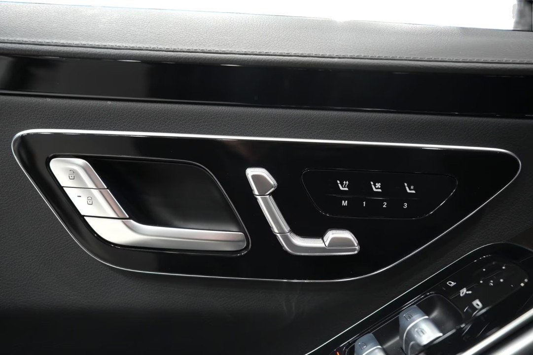 Mercedes-Benz S 400d 4MATIC - foto 17