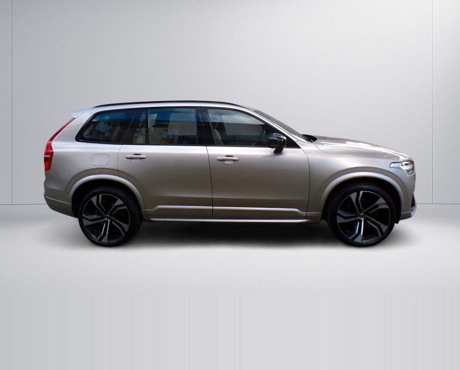 Volvo XC 90 B5 R Design (2)
