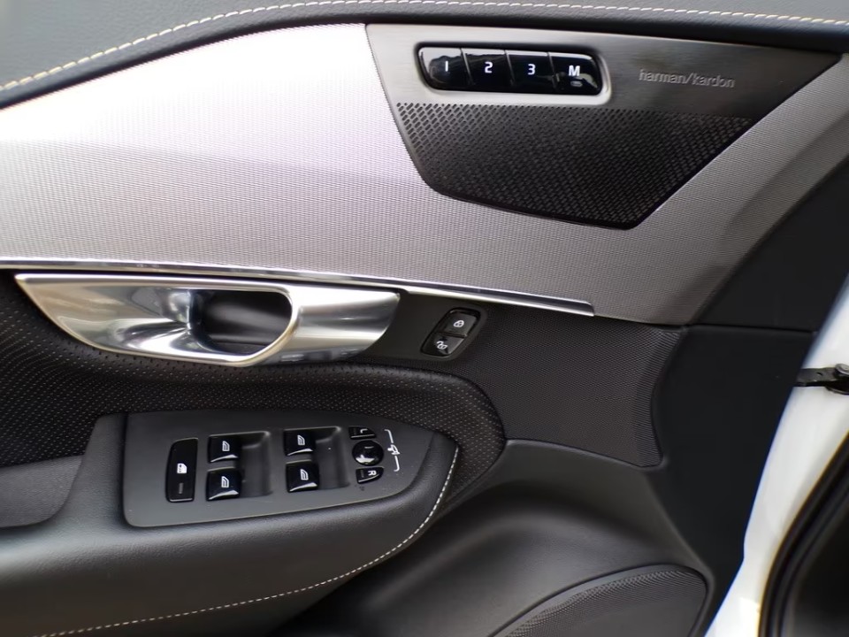 Volvo XC 90 R Design - foto 13