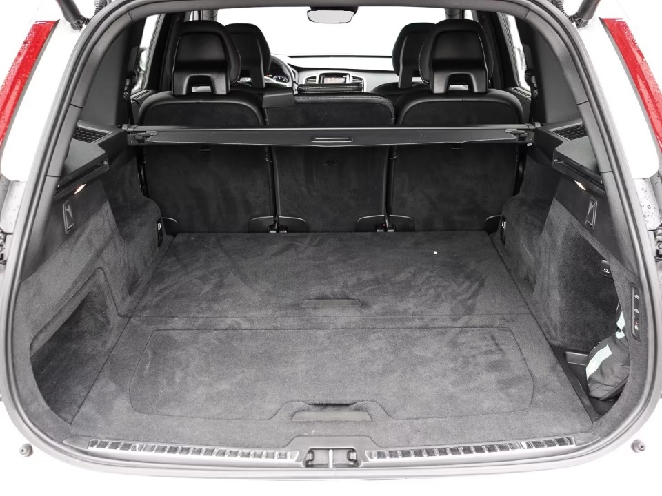 Volvo XC 90 R Design B5 - foto 15