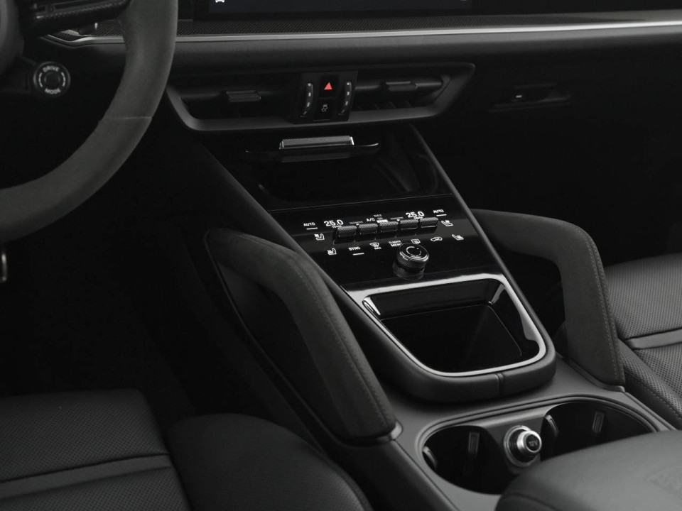 Porsche Cayenne Coupe S - foto 17