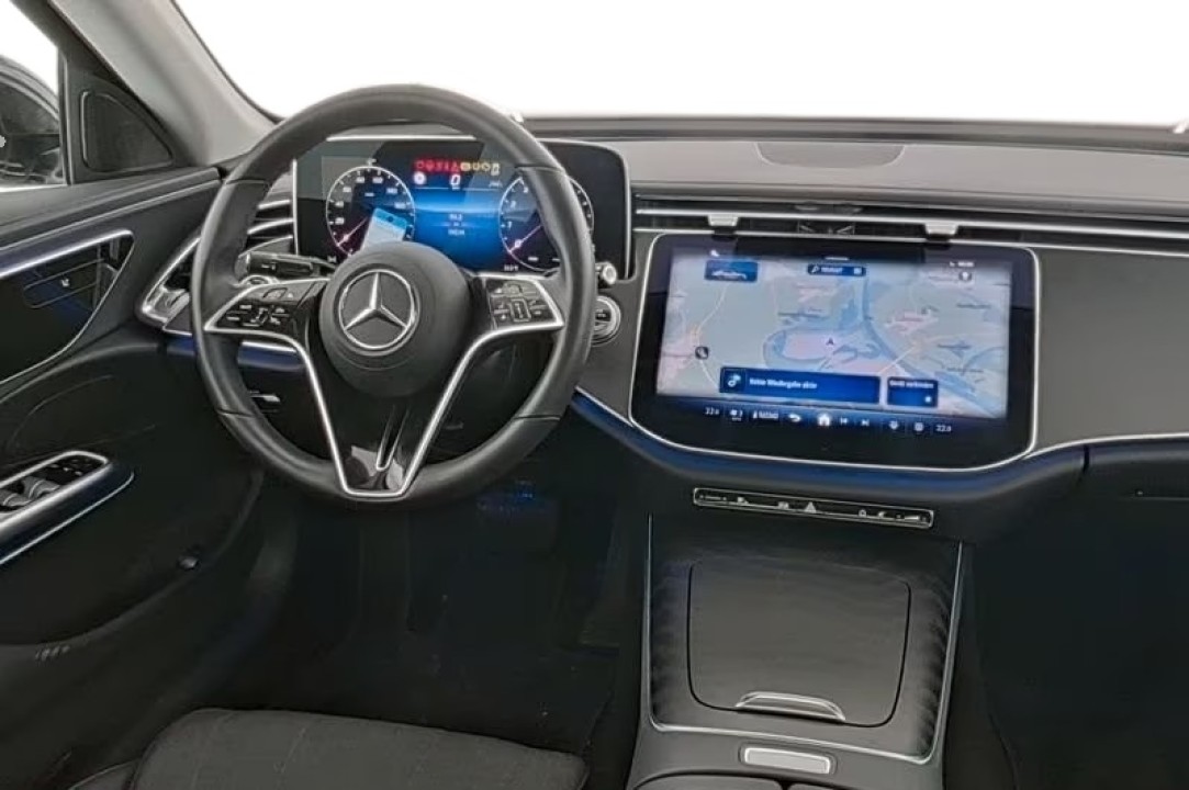 Mercedes-Benz E 200 (3)