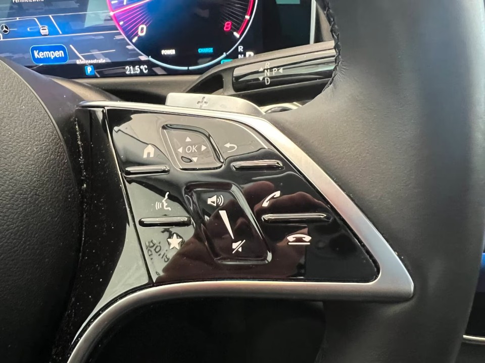 Mercedes-Benz E 200 Avantgarde - foto 10