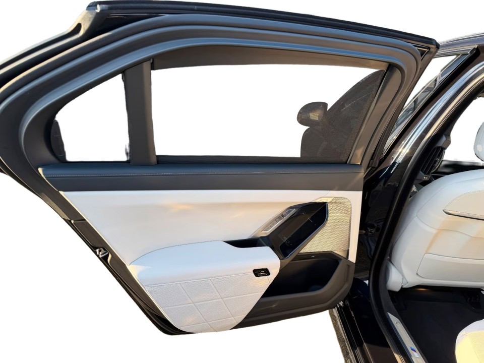 BMW Seria 7 740d xDrive M-Sport - foto 15