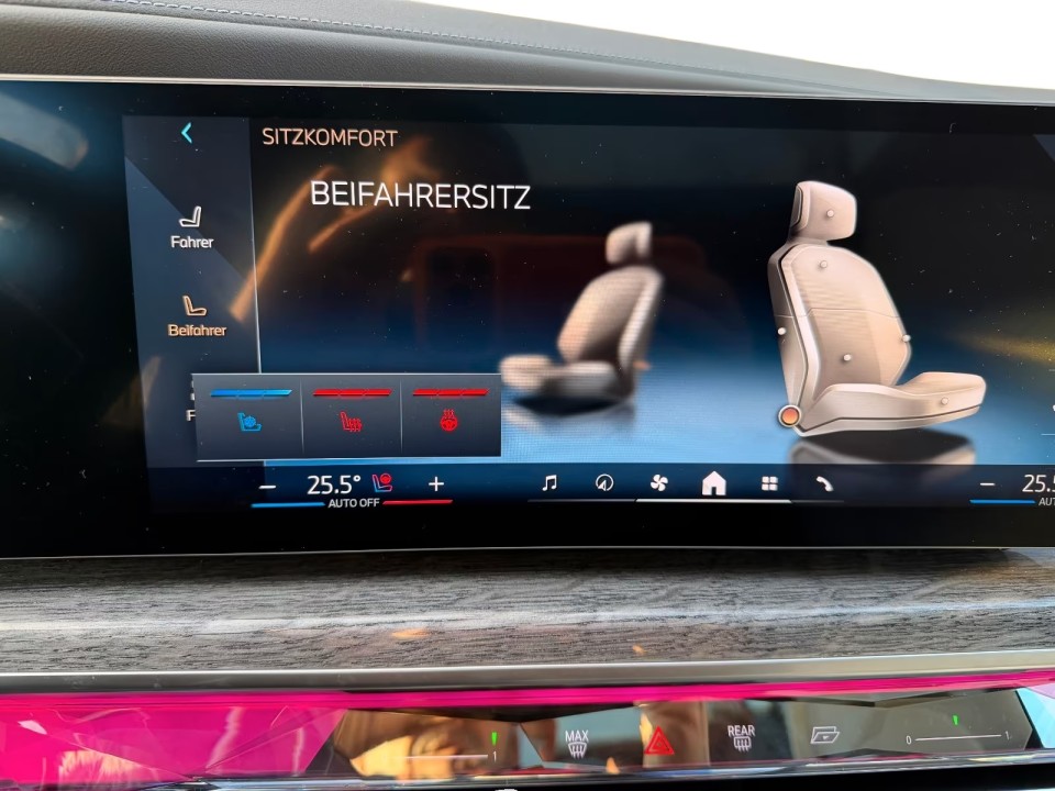 BMW Seria 7 740d xDrive M-Sport - foto 21