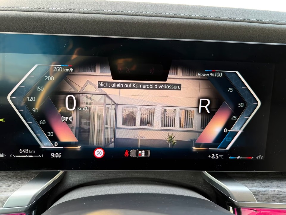 BMW Seria 7 740d xDrive M-Sport - foto 29